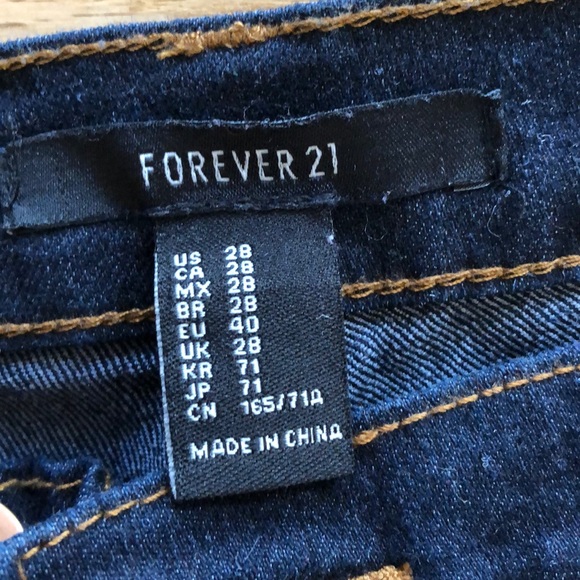 2FOR15✅ Forever21 Skinny Jeans - LIKE NEW - Picture 3 of 3